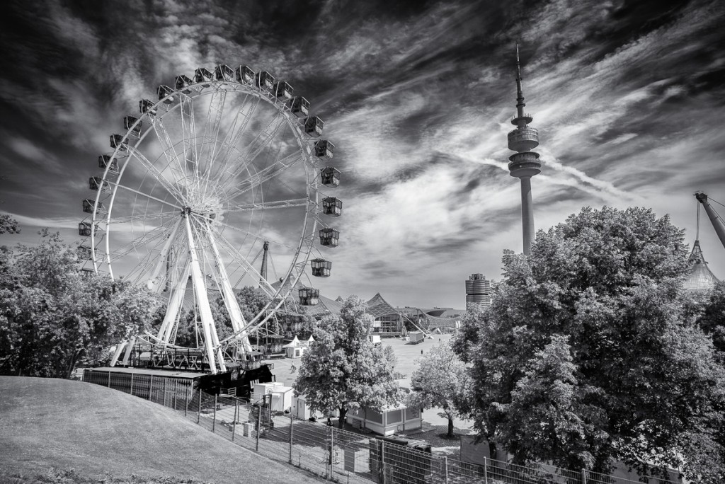 Olympiapark Leica M mit 21mm Super-Elmar asph. bei f/3.4 1/3000sec ISO 200