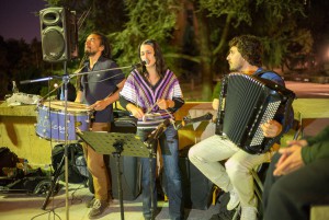 Live-Music zum Tanz Leica M mit 35mm Summilux asph. bei f/1.4 1/12sec ISO 3200