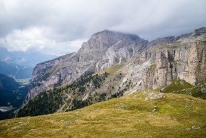 Abstieg ins Langental - Leica M (Typ 240) mit 28mm Elmarit asph. bei f/4.8 1/1000sec ISO 200