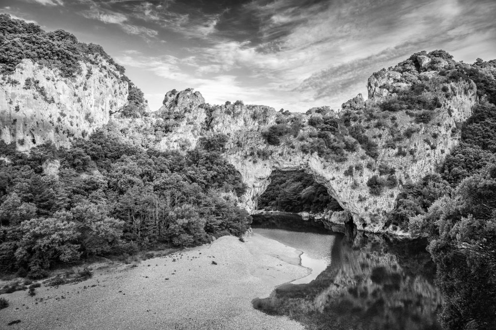 Pont d'Arc, M9 mit 28mm Summicron, f/2.8 1/750sec ISO 160