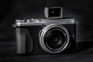 Fuji X70