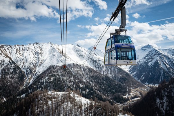 Kabinenbahn Samnaun, Leica Q bei f/4.0  1/1600sec  ISO 100