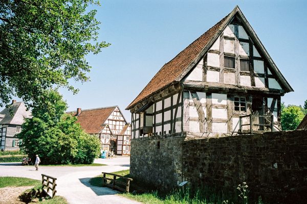 Paderborner Dorf, Leica M2 mit 35mm Summilux, Kodak Portra