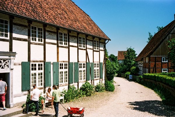 Paderborner Dorf, Leica M2 mit 35mm Summilux, Kodak Portra