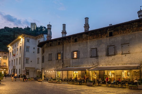 Palazzo Marchetti in Arco, Leica Q  bei f/2.8  1/8sec  ISO 320