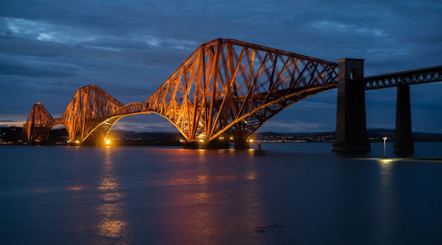 HDR der Forth-Bridge, Leica M10 mit 50mm Summilux bei f/4.0   3 Aufnahmen 2EV Abstand  ISO 100