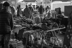 Flohmarkt. M10 mit 35mm Summilux bei f/1.4  1/180sec  ISO 100