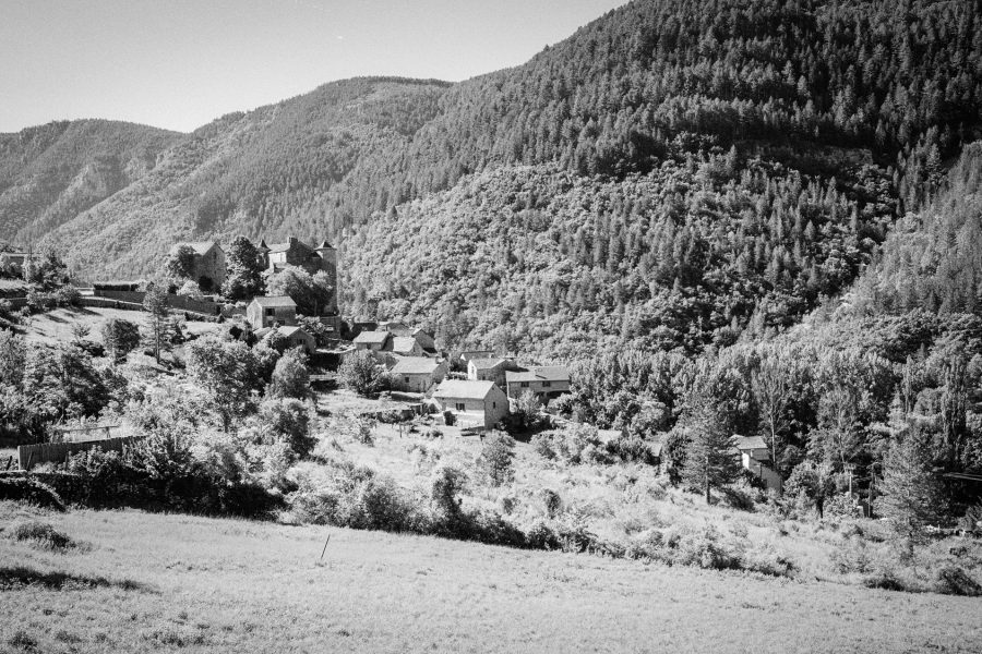 Prades am Tarn, Leica M6 TTL, 35mm Summicron, Kodak TMax, Orange-Filter