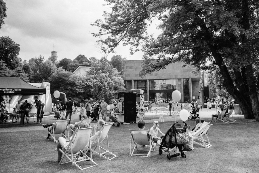 Leineweberfest, Leica IIIf mit 3,5cm Summaron, Orange-Filter