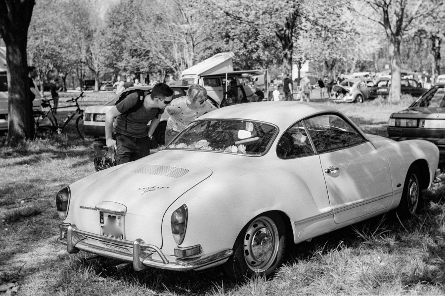 Oldtimer-Treffen, Leica IIIf mit 5cm Summitar, Orange-Filter