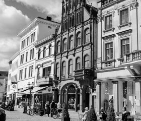 Minden Zentrum. Kodak Tri-X, Orange Filter