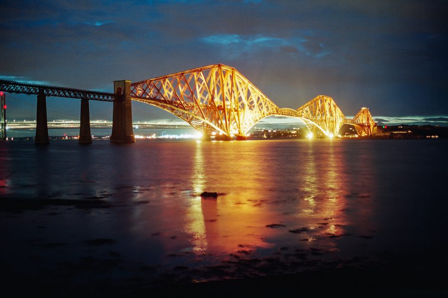 Forth-Bridge, Edinburgh. Leica M6, Kodak Portra 160