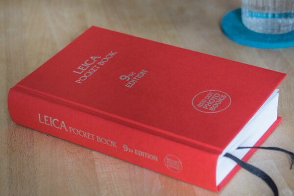 Produktfoto zeigt Leica Pocket Book