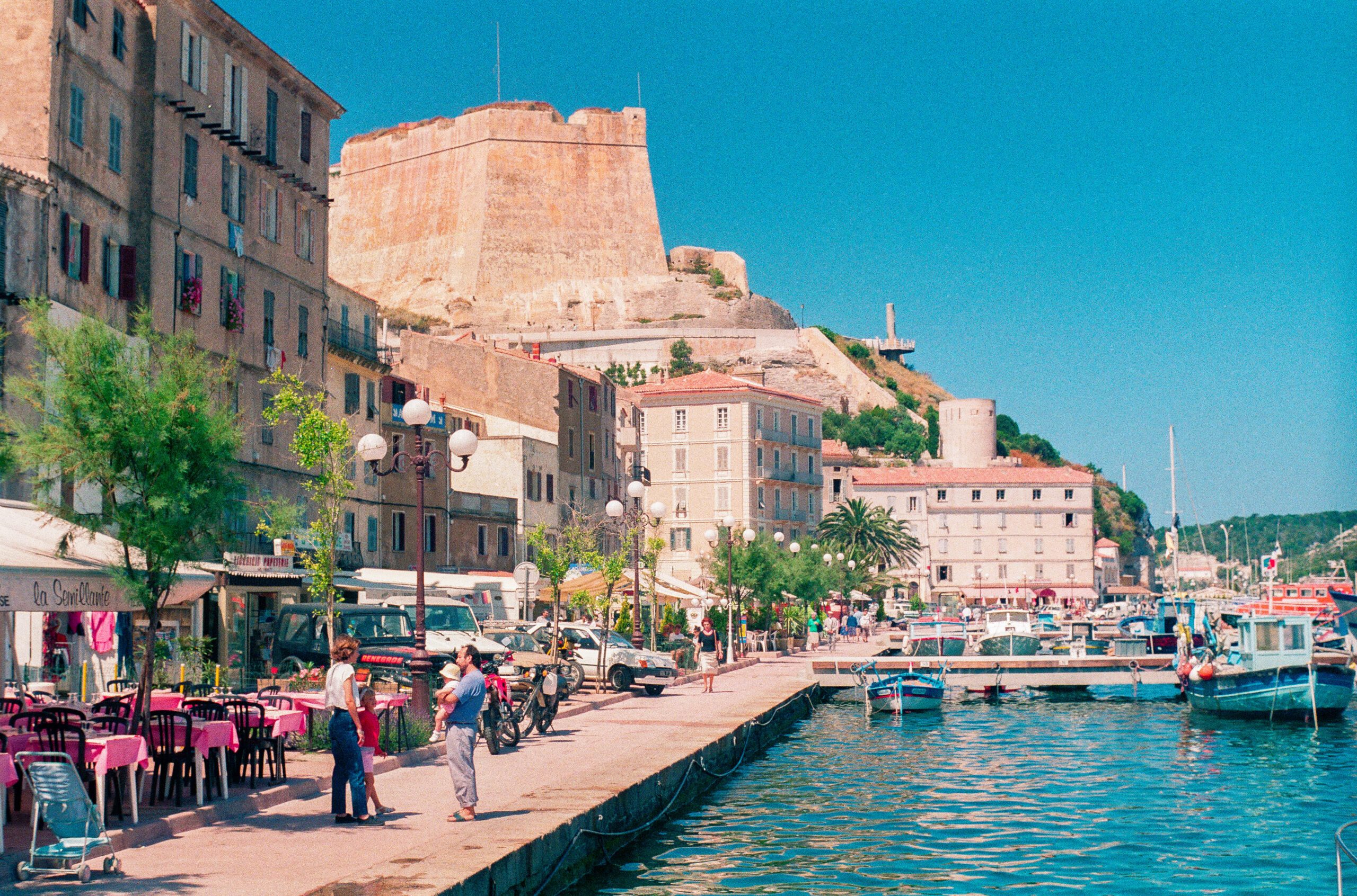 Hafen von Bonifacio, Sommer 1991 (Scan vom Negativ)