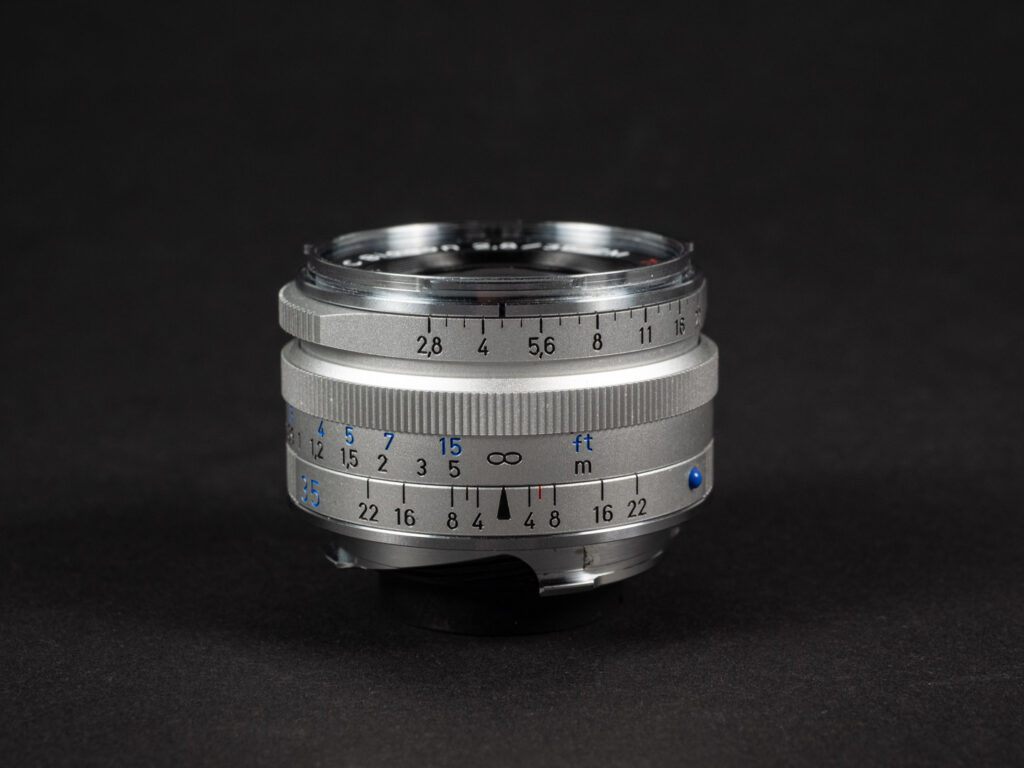 Produktbild zeigt Zeiss C Biogon 2,8/35 aus der Reihe der Zeiss ZM C-Objektive