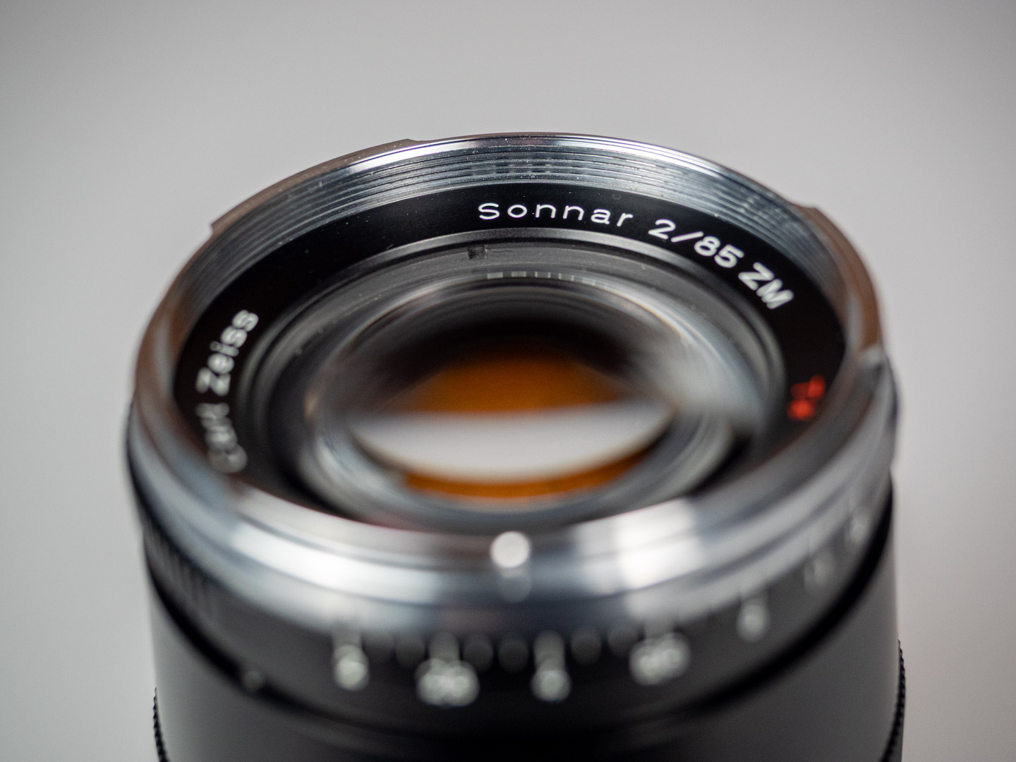 Produktbild zeigt Zeiss Sonnar 2/85 ZM